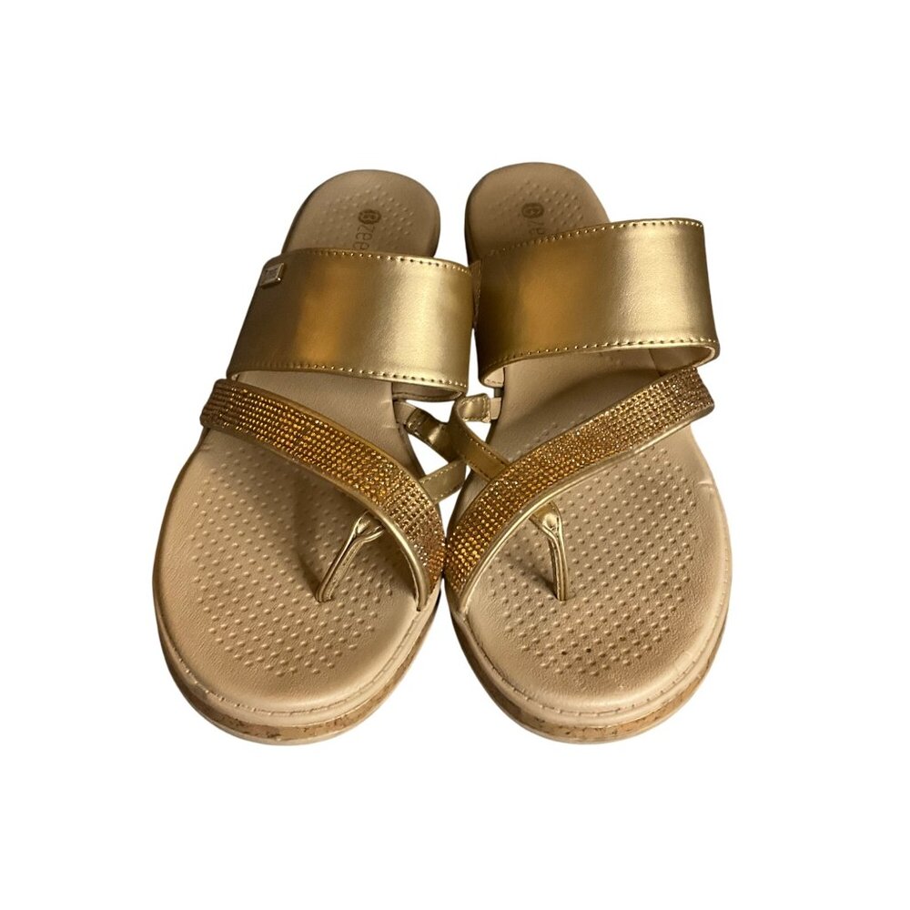Bzees Bora Bright Womens Gold Wedge Sandals Size 9M With Rhinestone Strap & Cork - Picture 2 of 12
